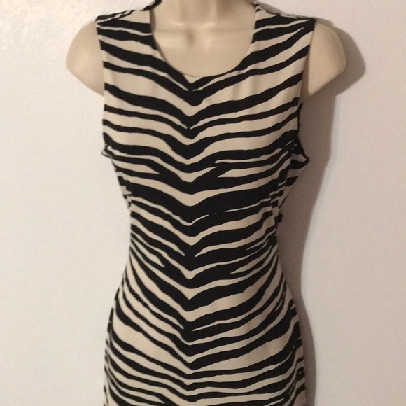 Zebra print dress - Picture 2 of 3